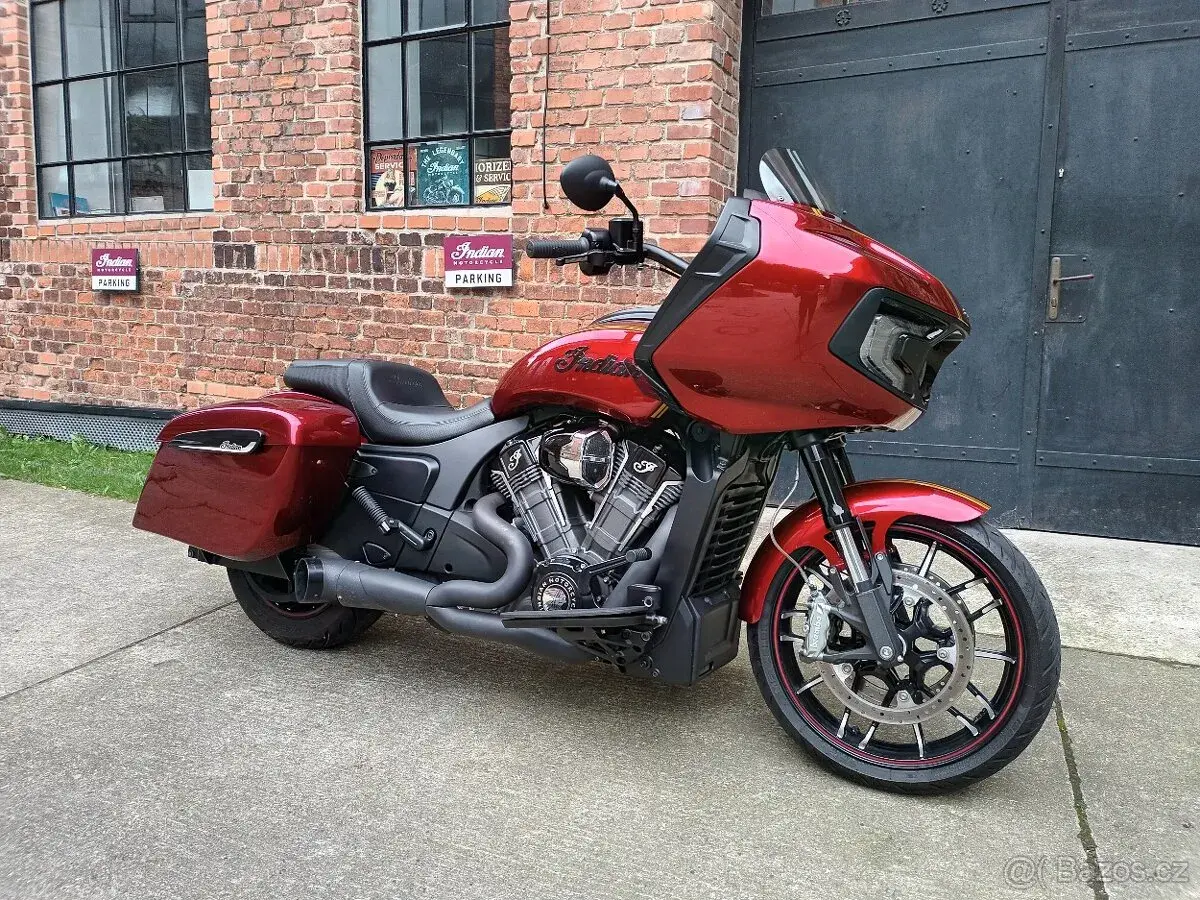 Indian Challenger Dark Horse (odpočet DPH)