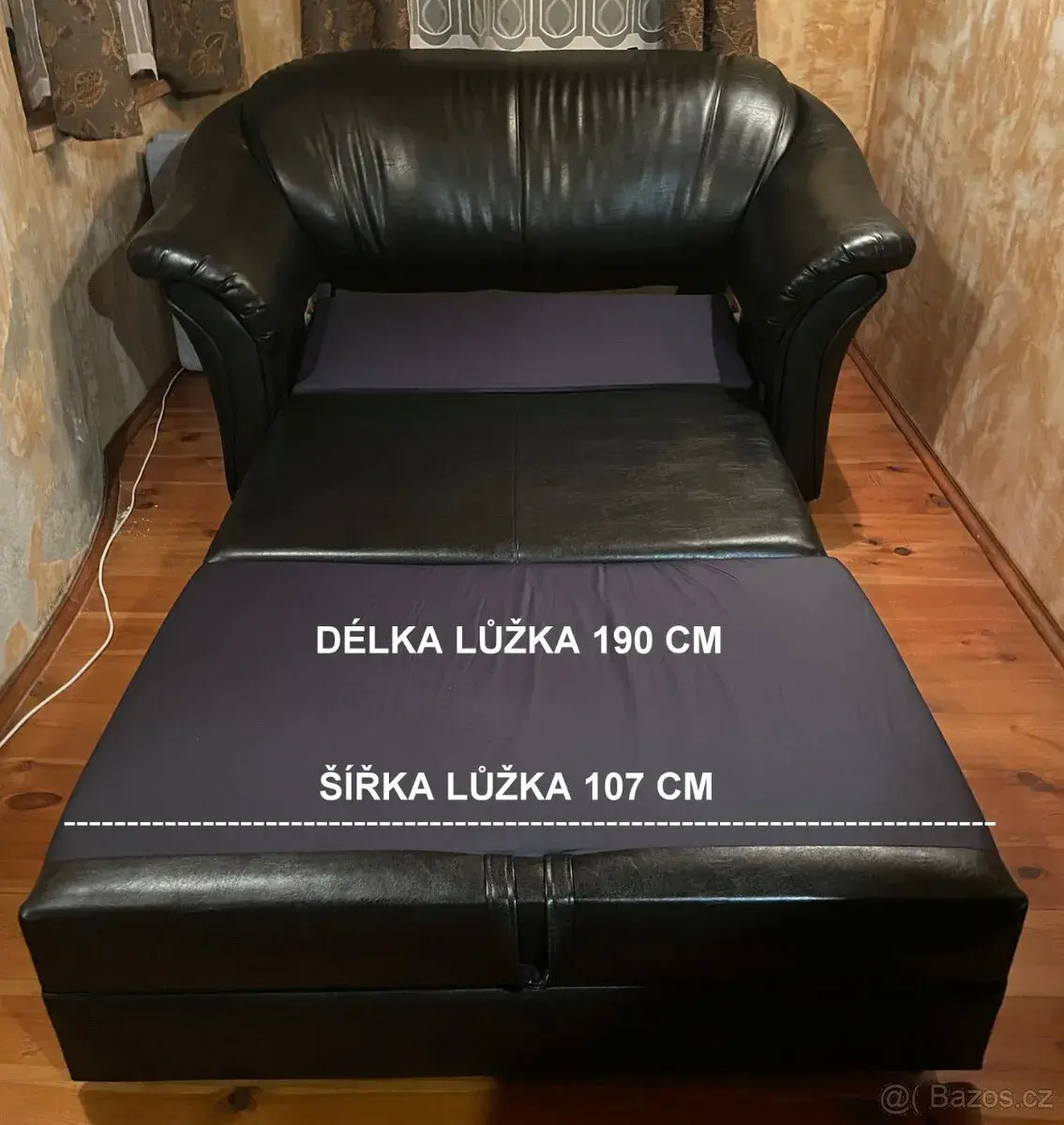 SEDAČKA- GAUČ ROZKLÁDACÍ Z EKO KŮŽE