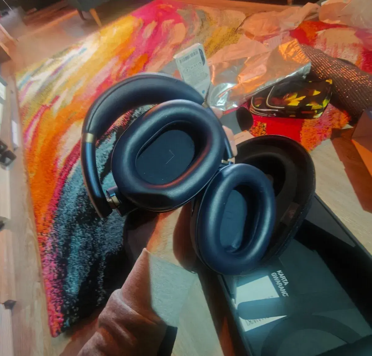 JBL sluchátka tour one M3