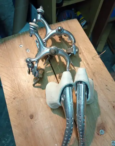 Brzdy campagnolo