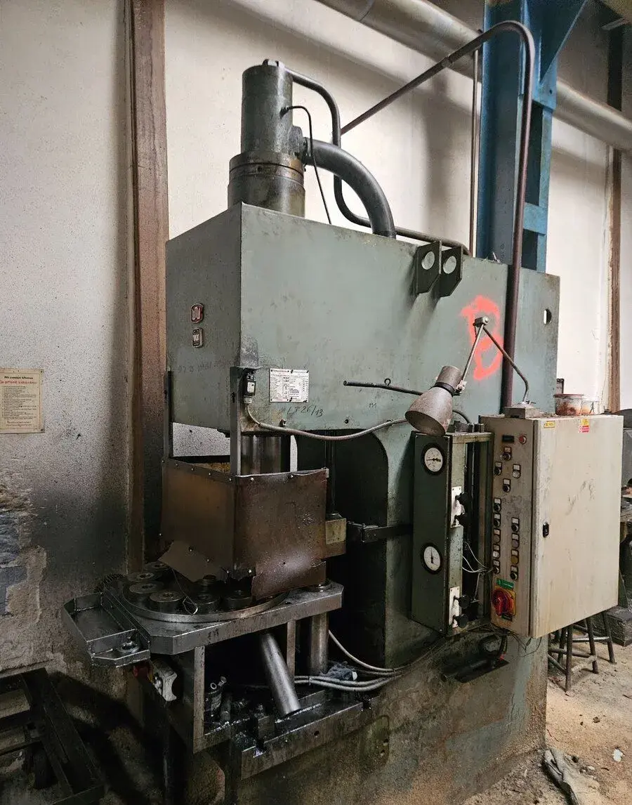 Hydraulický lis PYE 63 - více ks