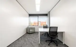 Přístup do profesionálních kancelářských prostor v HQ Laso