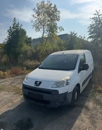 Peugeot partner – 2011, 140 000 km