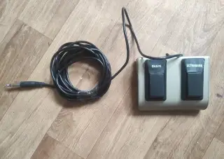 použité - různé druhy ladička , zesilovače , mikrofonní Kool