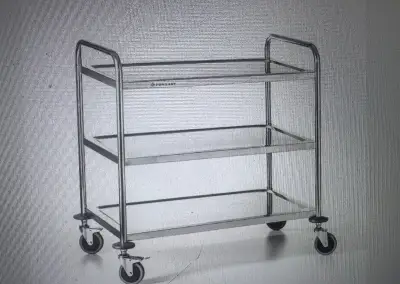 Nový servírovací vozík Metro GST1003