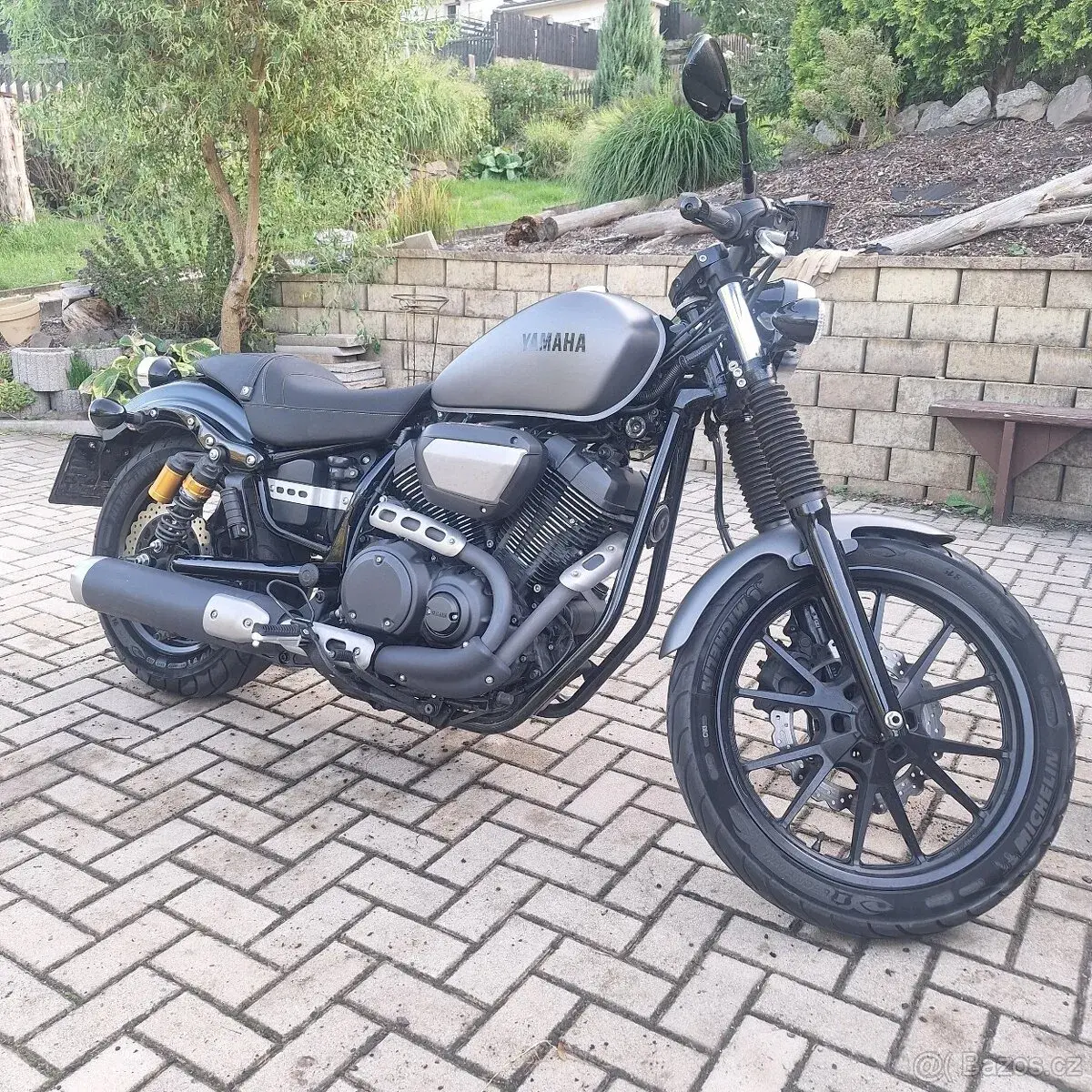 Motorku YAMAHA XVS 950CU