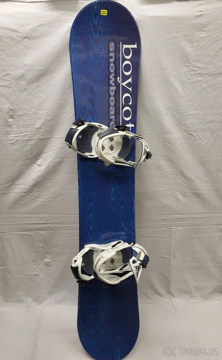 Snowboardový set Boycott 157cm s vázáním LTD