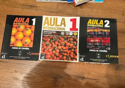 Učebnice španělštiny A1–A2 – 7 knih + CD