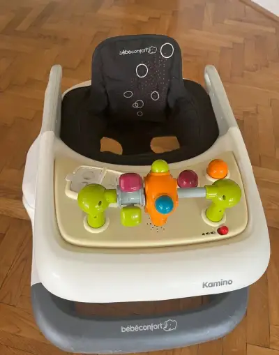 Chodítko s hracími prvky