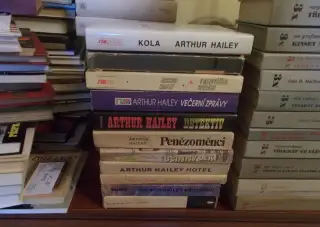 Detektivky Artur Hailey