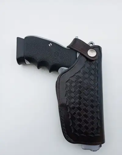 Kožené opaskové pouzdro na pistoli CZ 75D Compact s railem