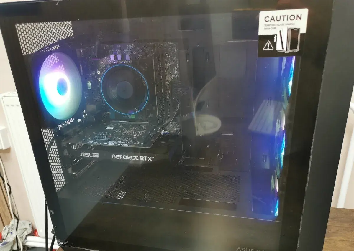 Herní PC i5-14400F/32G /RTX 3050/1TB+34" monitor+klávesnice