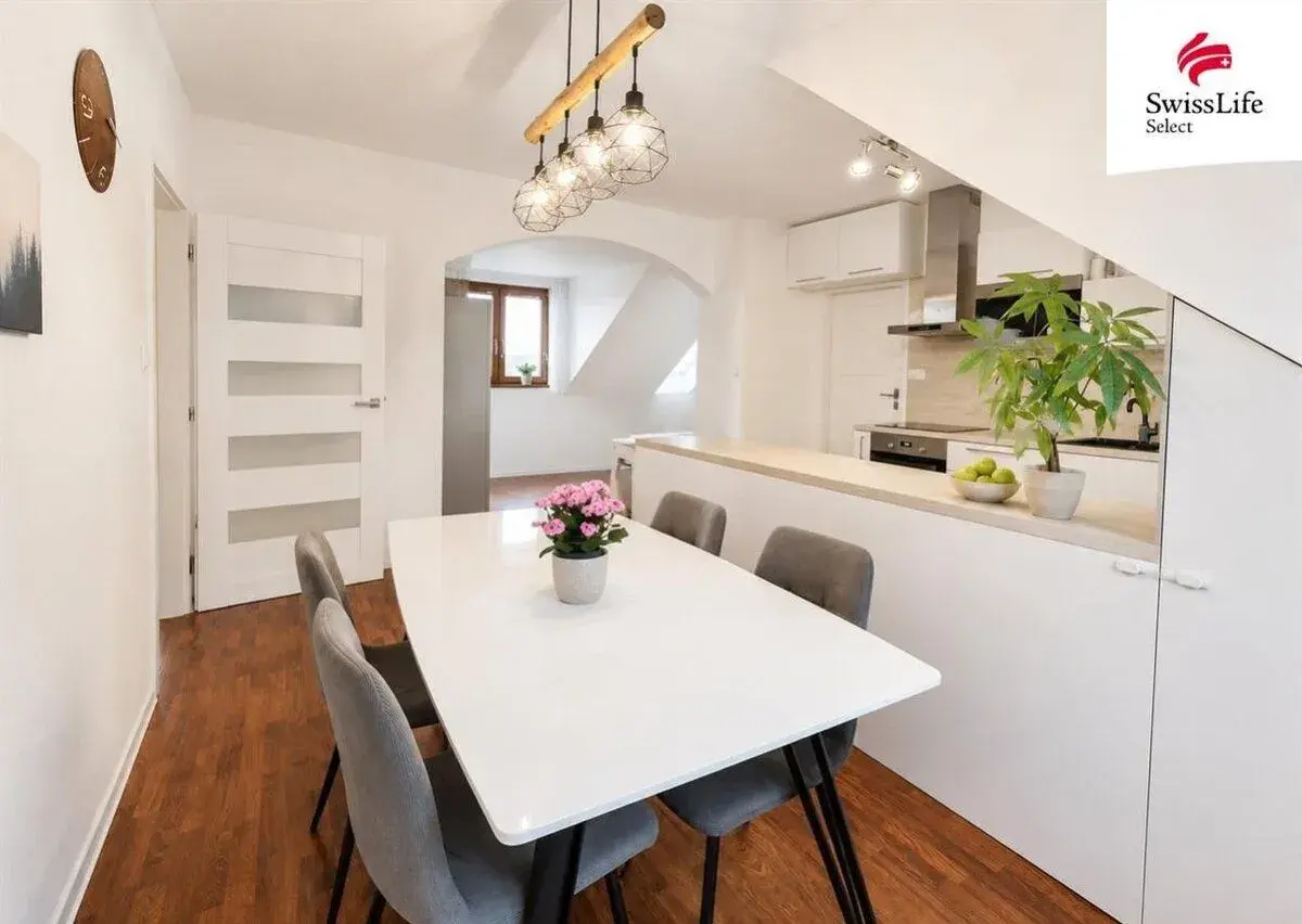 Prodej bytu 3+kk 93 m2 Jaroslava Šípka, Stochov