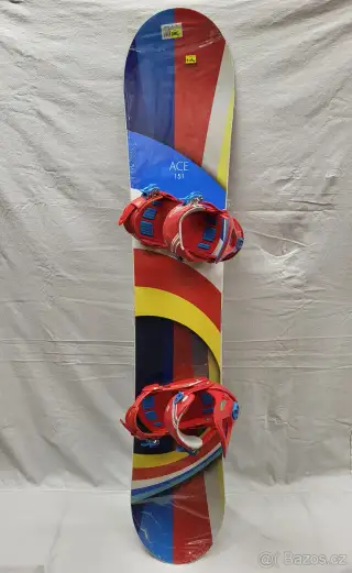 Nový snowboardový komplet Ace 151 cm s vázáním Rage