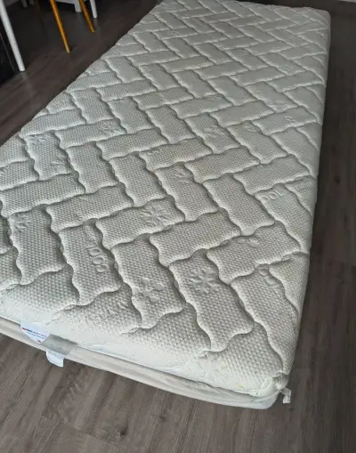 Komplet: zdravotní matrace Flexyflex + prémio