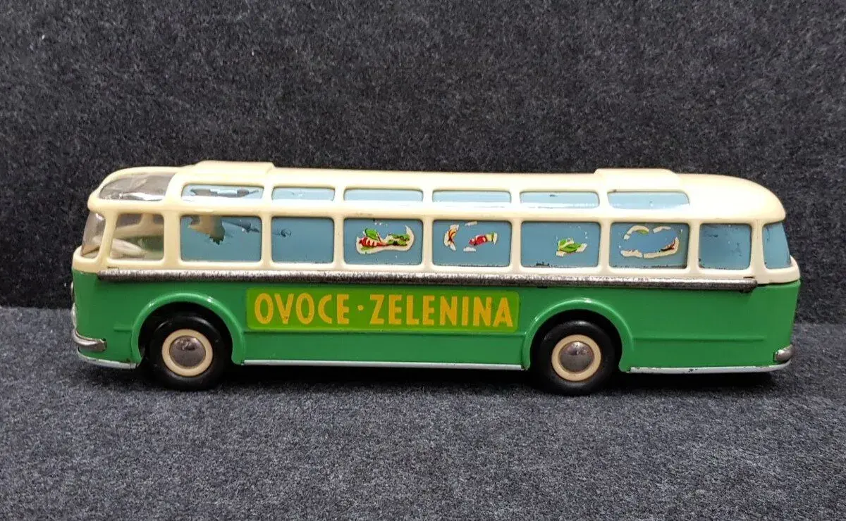 Autobus Škoda 706 RTO Ovoce Zelenina, Ites na setrvačník