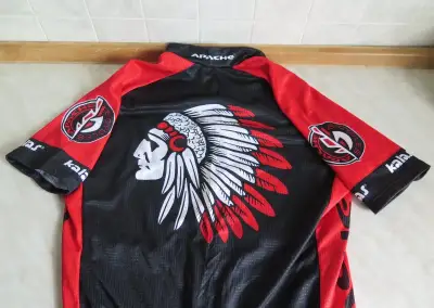 Dres na kolo APACHE - cyklodres
