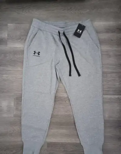 Nové dámské tepláky Under Armour