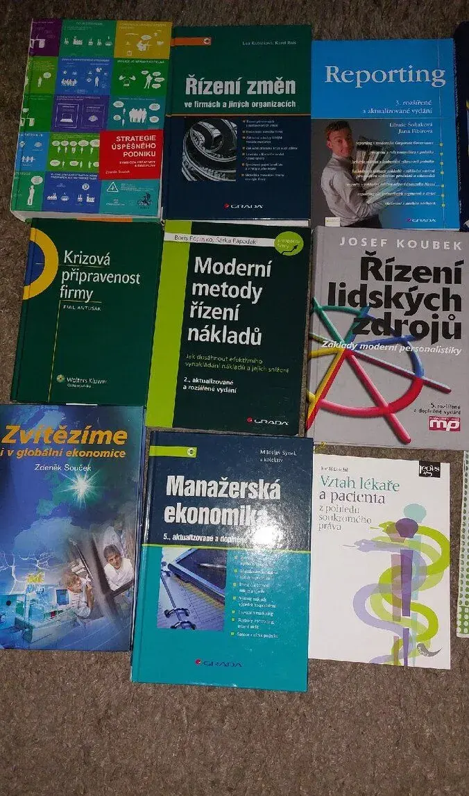 MBA a management knihy směs