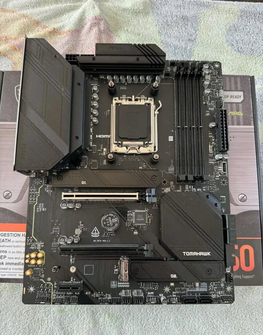 MSI MAG B650 TOMAHAWK WIFI