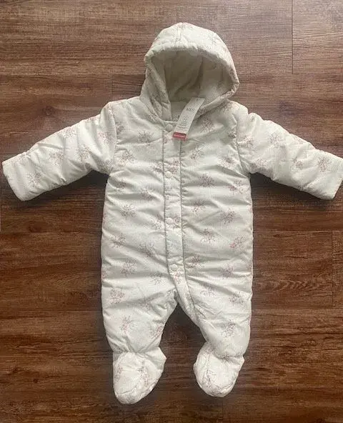 Novou zimní kombinézu zn. Marks Spencer,6-9 m