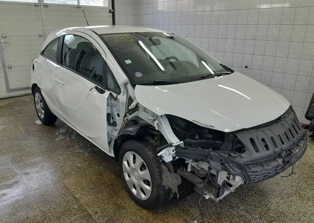 Opel Corsa – 2019, 13 556 km