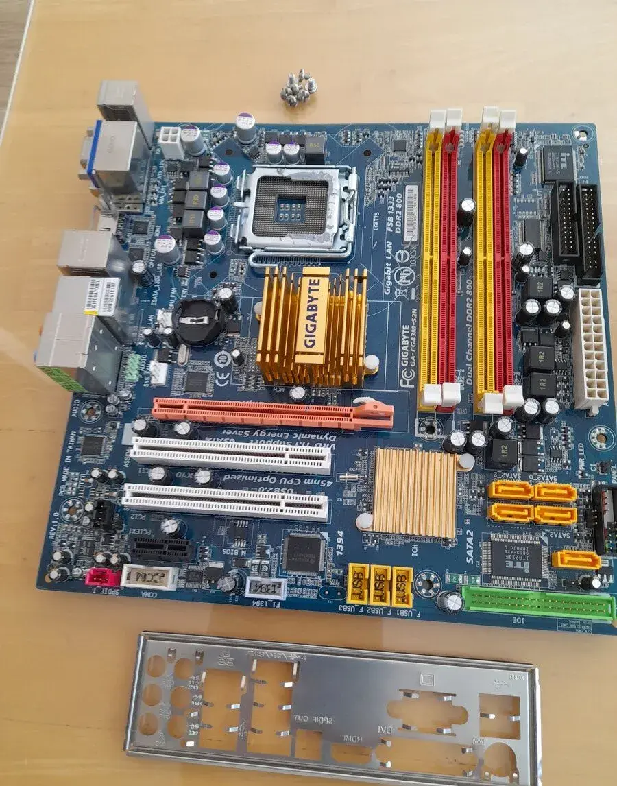 Základní deska GIGABYTE GA-EG43M-S2H - G43/ ICH10 na ND