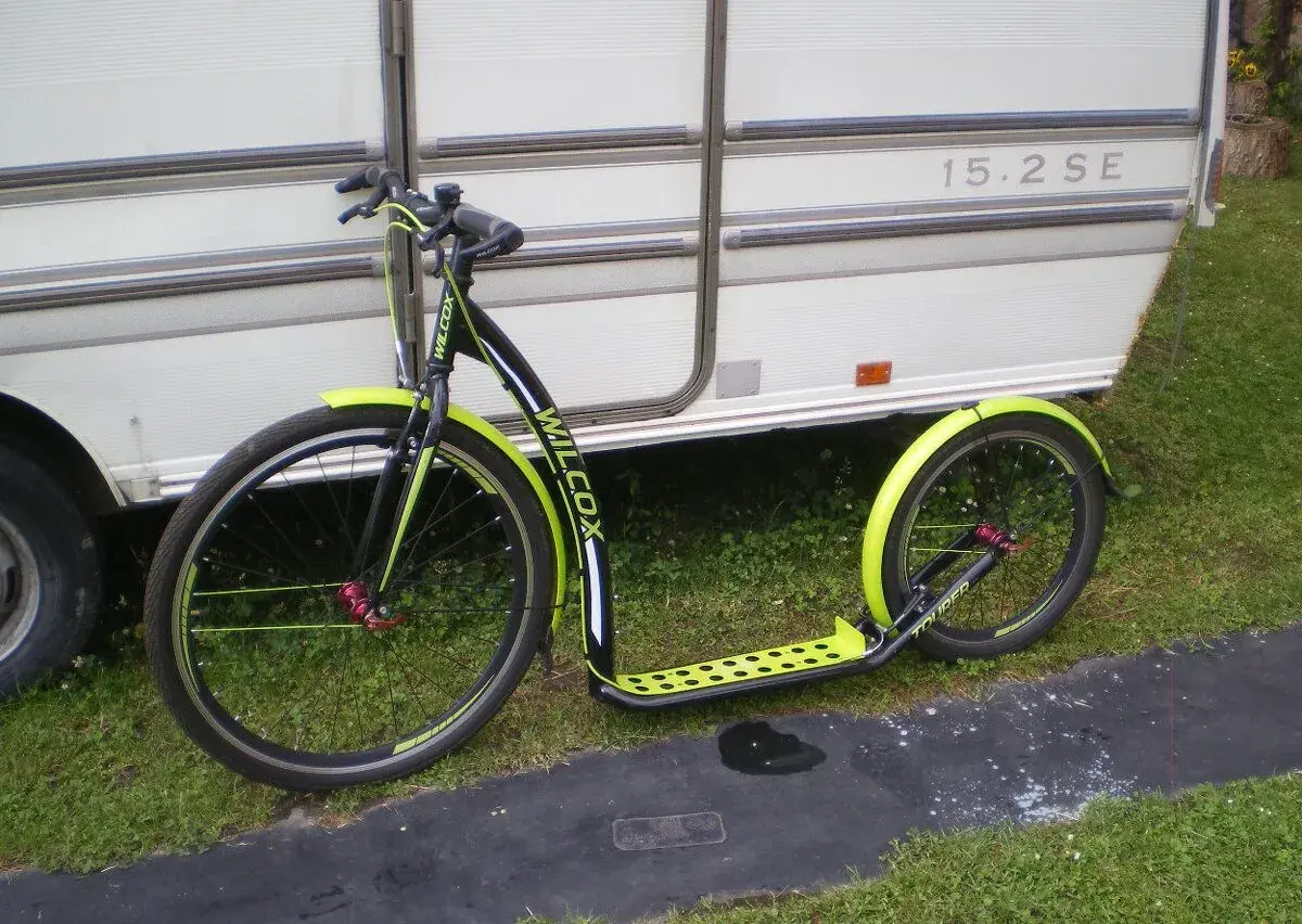Zánovní koloběžku, kola 26/20, Wilcox Tourer + brašna+ h.
