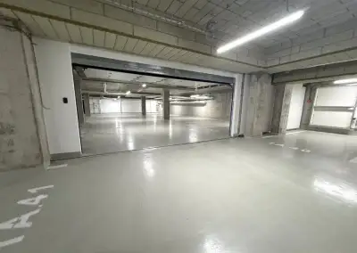 GARÁŽOVÉ STÁNÍ V ČERNÝCH POLÍCH