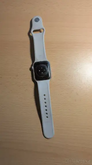 Apple Watch Series 8 41 mm – 90 % baterie