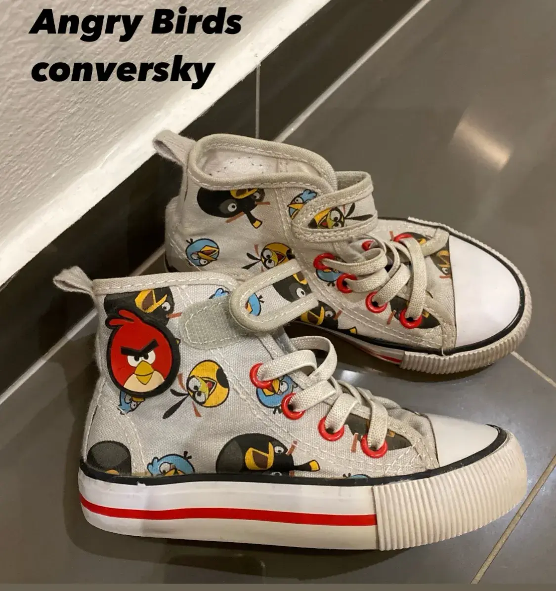 Angry Birds boty - conversky, H&M, vel. 24