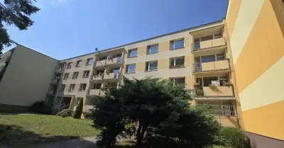 Pronájem bytu 2+1+B, Teplice - Šanov 2, Fráni Šrámka