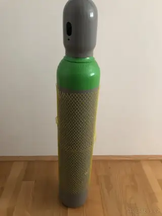 Tlaková láhev a ventily