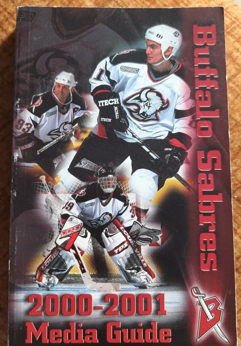 Ročenka Buffalo Sabres 2000-2001