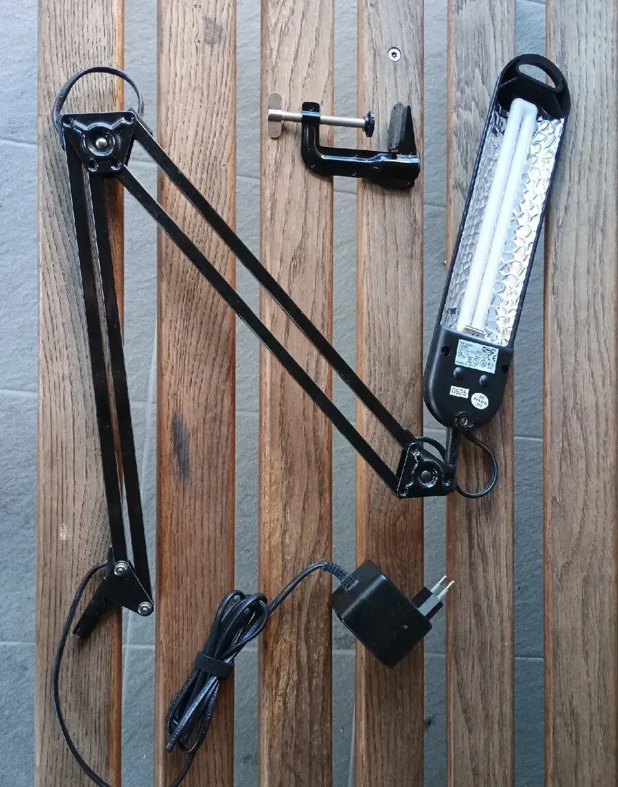 Stolní lampa nastavitelná IKEA