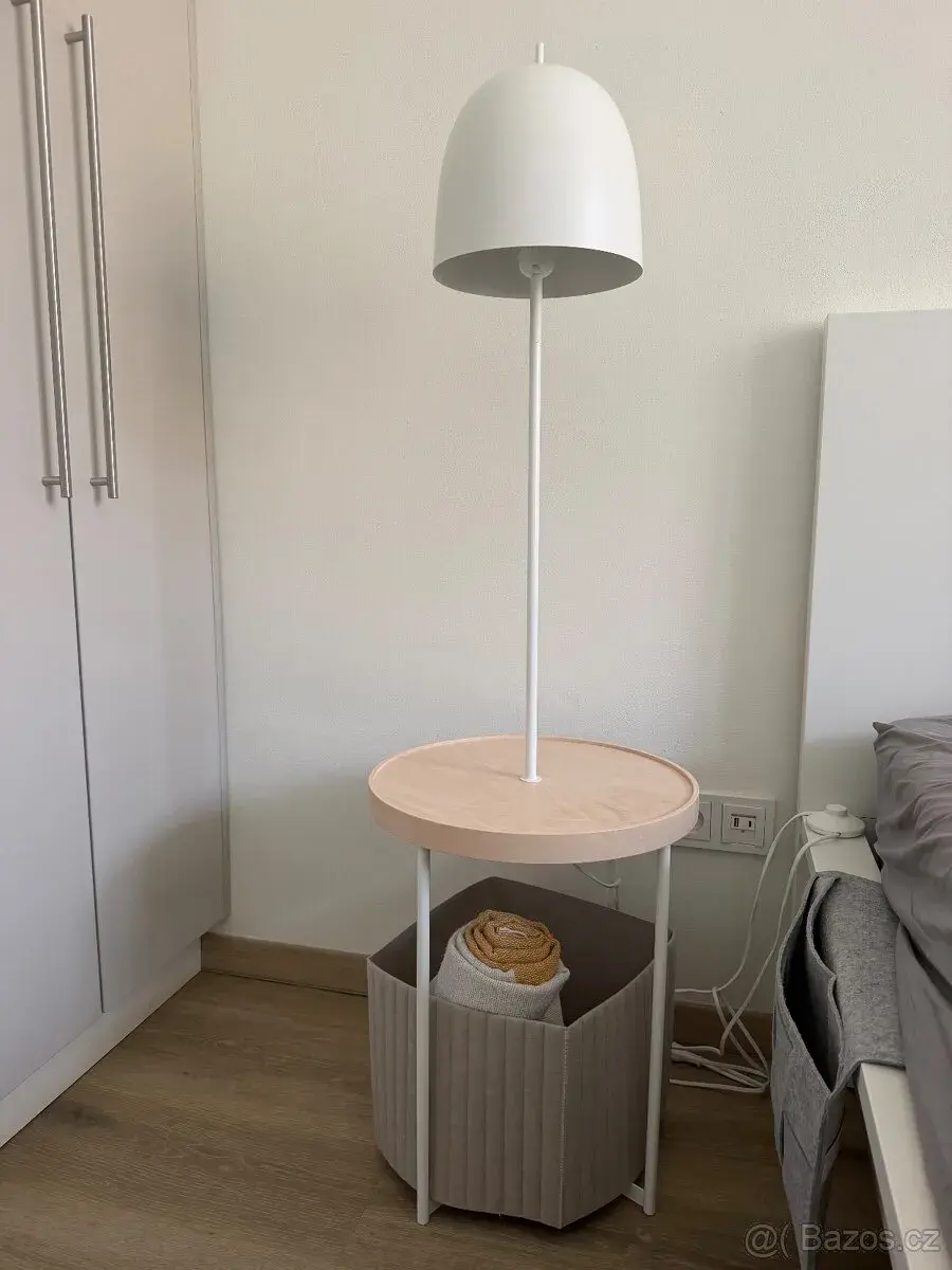 Stojací lampa IKEA s odkládacím stolkem / Lamp
