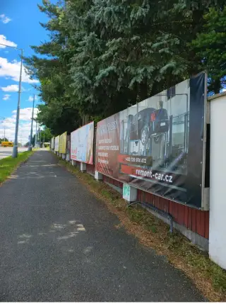 Volná plocha na Rokycanské tř.PM pro váš poutač 1500Kč/měsíc