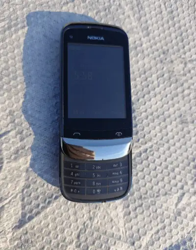 Nokia C2-06