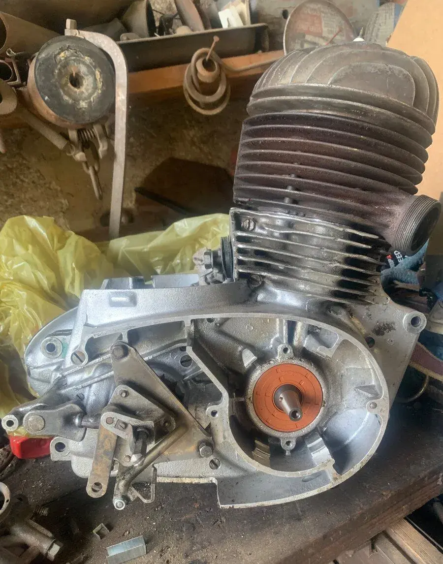 Motor jawa 250/353