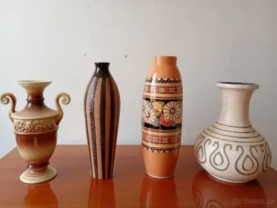 Vázy keramické různé