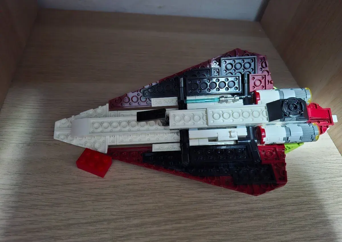 LEGO Star Wars 75333 Jediská stíhačka Obi-Wana Kenobiho