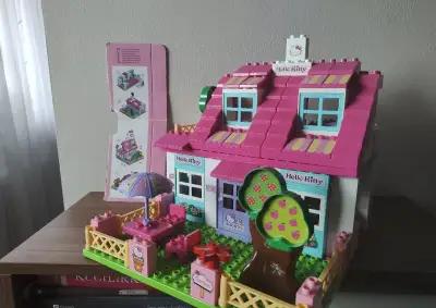Lego Hello kitty Unico house