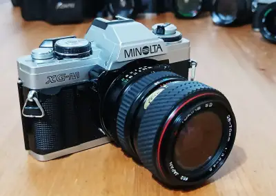 MINOLTA XG-M (Tokina SD 28-70mm Japan) - 1981