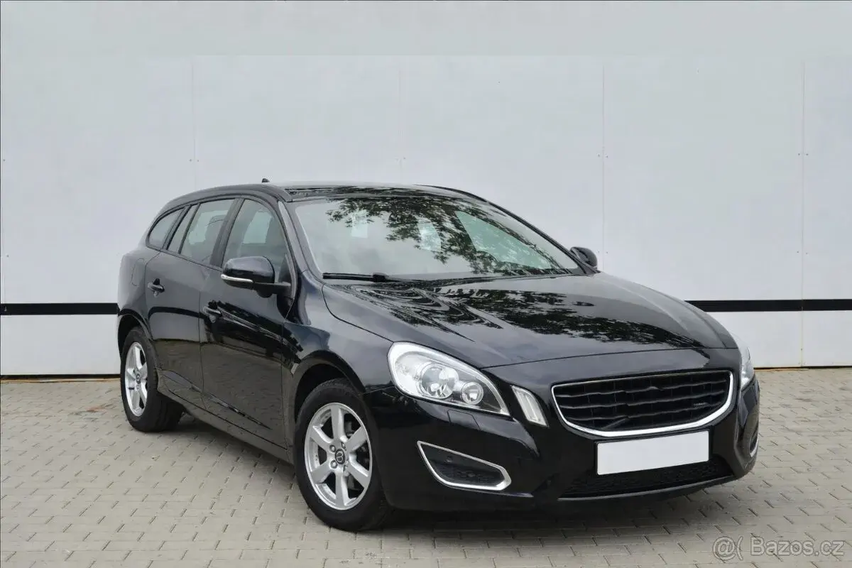 Volvo V60 – 2011, 199 897 km