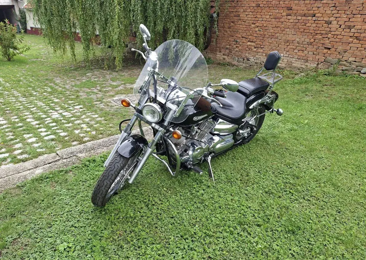 Yamaha Dragstar 1100