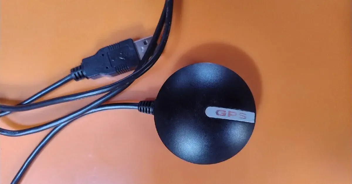 USB GPS BU-353