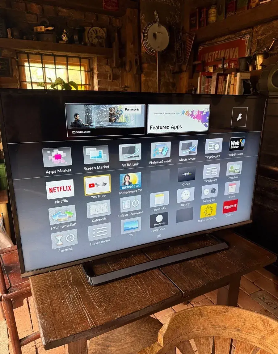 Smart TV Panasonic 40" (102 cm) – Model TX-40CSW524