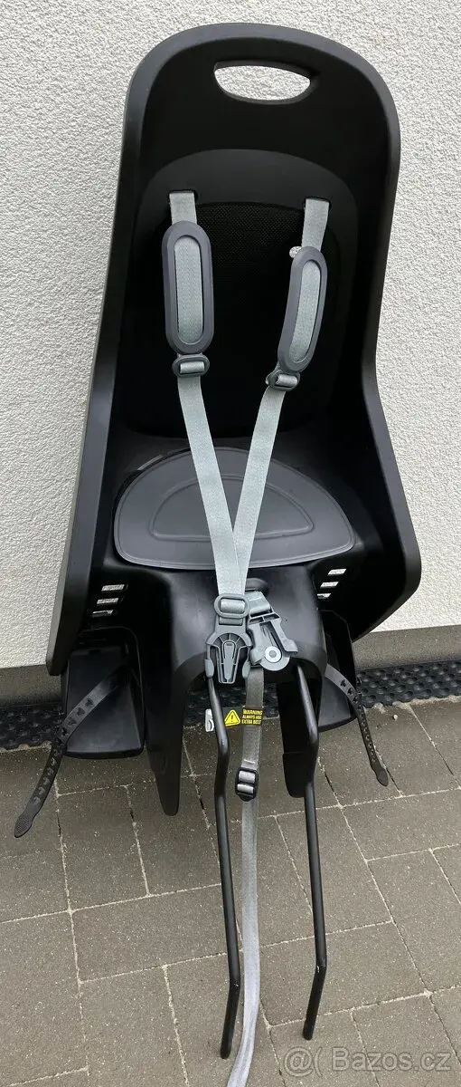 Sedačka na kolo s úchyty