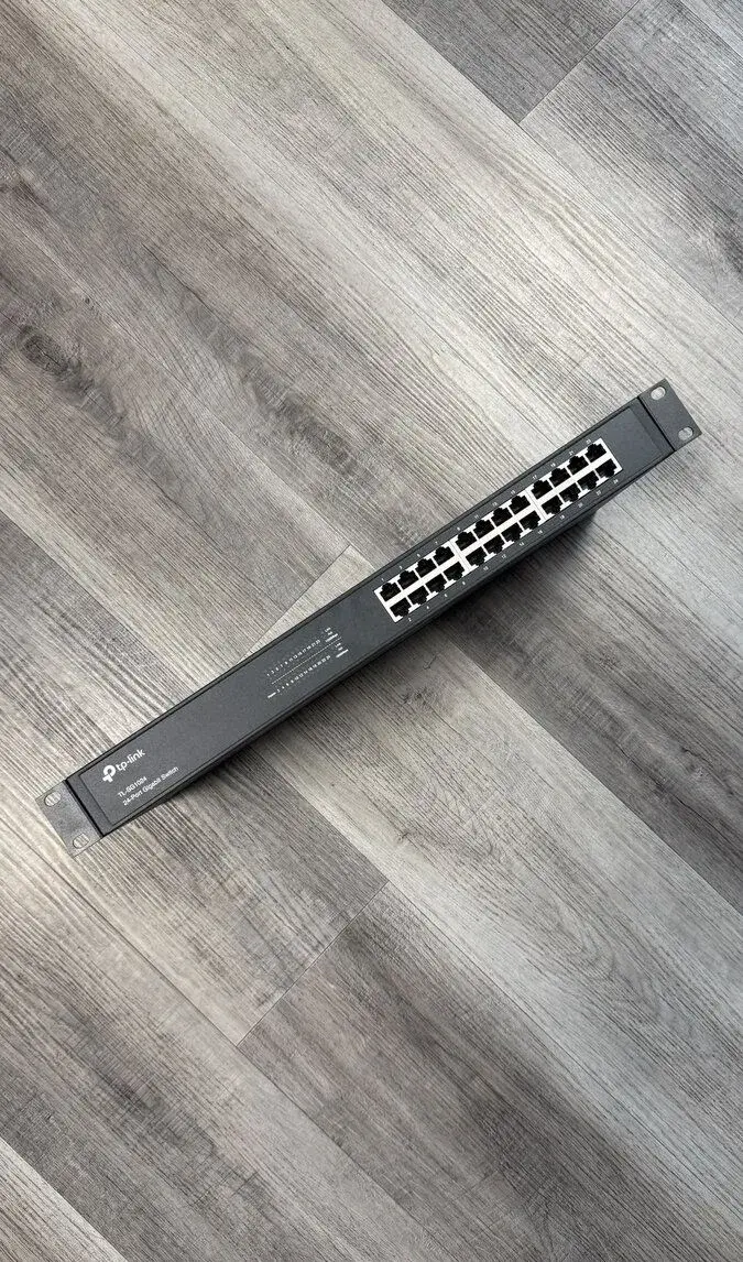 TP-Link TL-SG1024 – 24portový Gigabit Switch