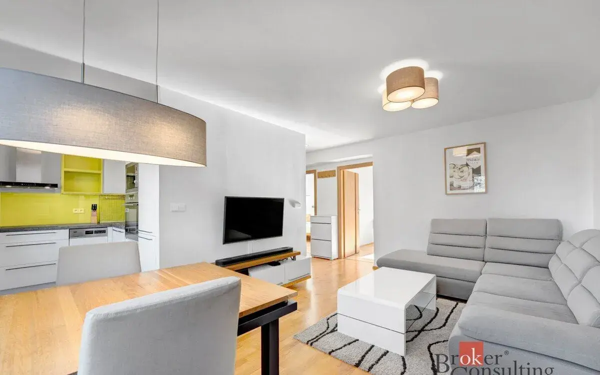 Prodej, byty/3+kk, 66 m2, Na Drážce 1503, 53003 Pardubice, P